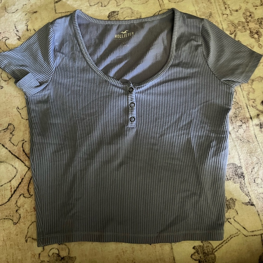 Hollister Gray Fitted Crop T-Shirt